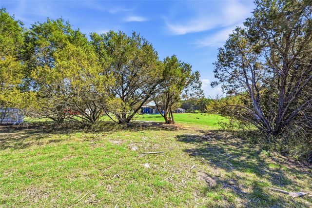 9009 E Prairie Ridge Court, Cleburne, TX 76033