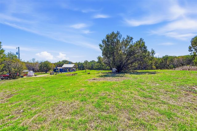 9009 E Prairie Ridge Court, Cleburne, TX 76033
