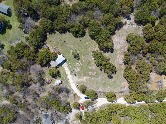 9009 E Prairie Ridge Court, Cleburne, TX 76033