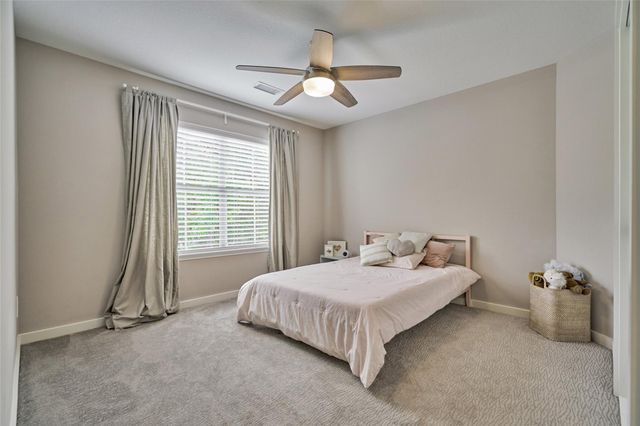 38 E Gaslight Place, The Woodlands, TX 77382