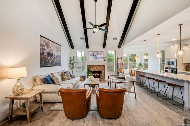 110 Breamoor, Boerne, TX 78015