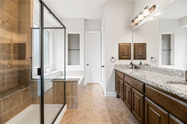 1007 Finsbury Lane, Forney, TX 75126