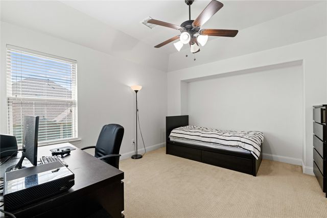 1007 Finsbury Lane, Forney, TX 75126