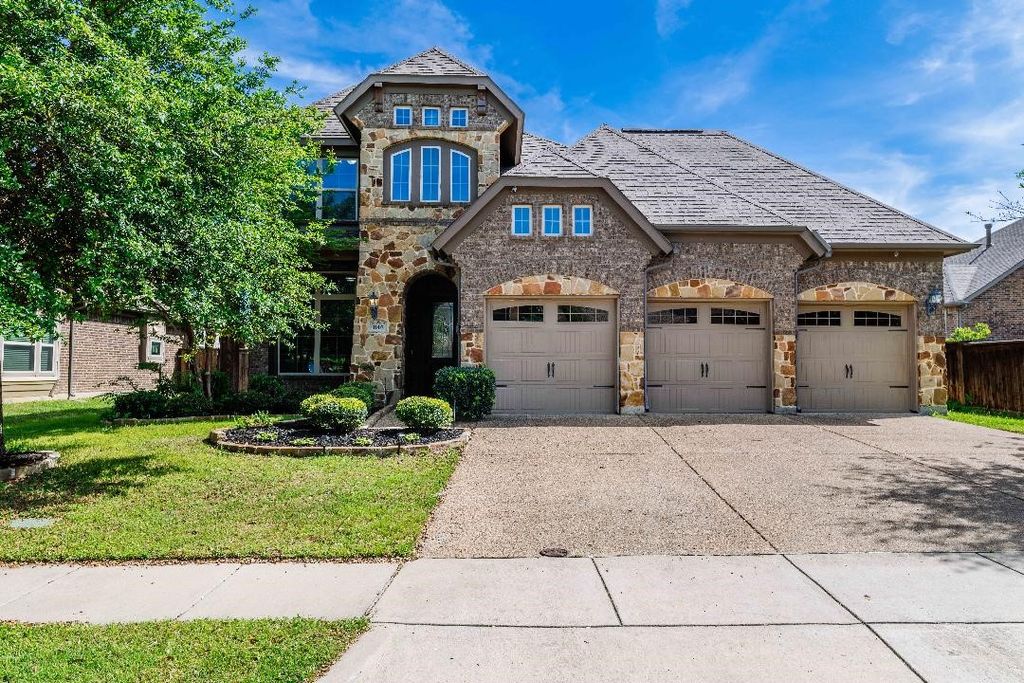 1007 Finsbury Lane, Forney, TX 75126