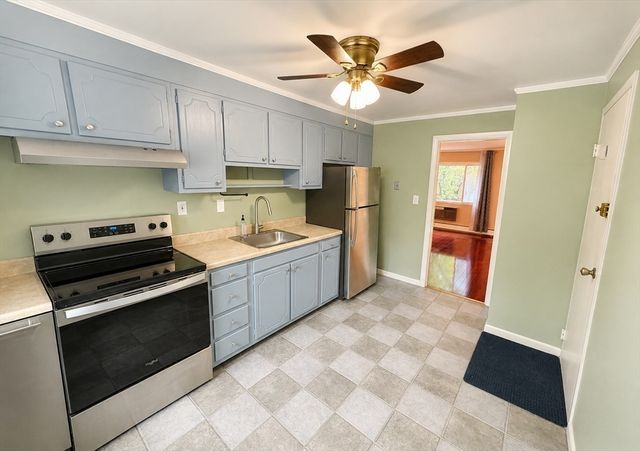 50 Bryon Road 4, Boston, MA 02467