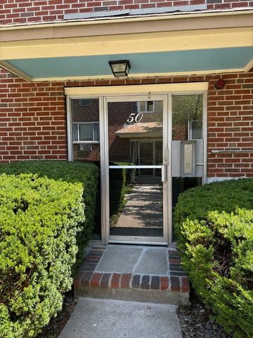 50 Bryon Road 4, Boston, MA 02467