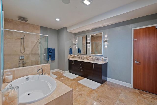 800 The Mark Ln 2803, San Diego, CA 92101