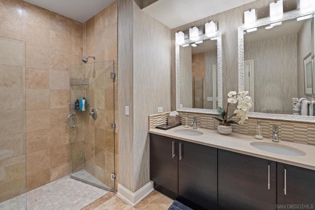 800 The Mark Ln 2803, San Diego, CA 92101