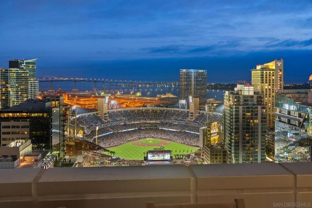 800 The Mark Ln 2803, San Diego, CA 92101