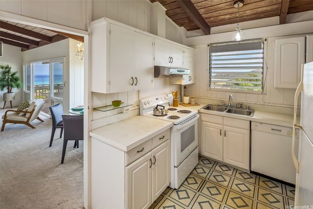 1688 Halekoa Drive, Honolulu, HI 96821