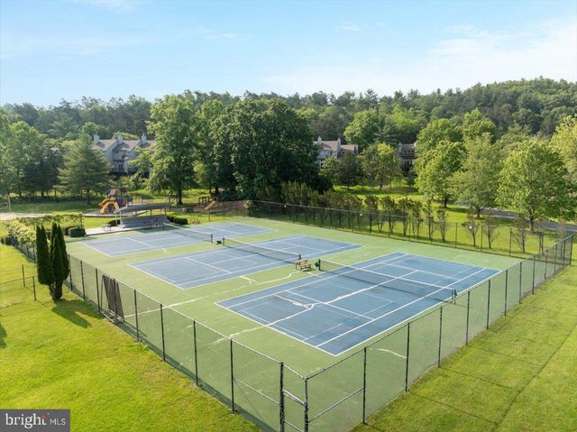 875 HUNTER LN, Edinburg, VA 22824