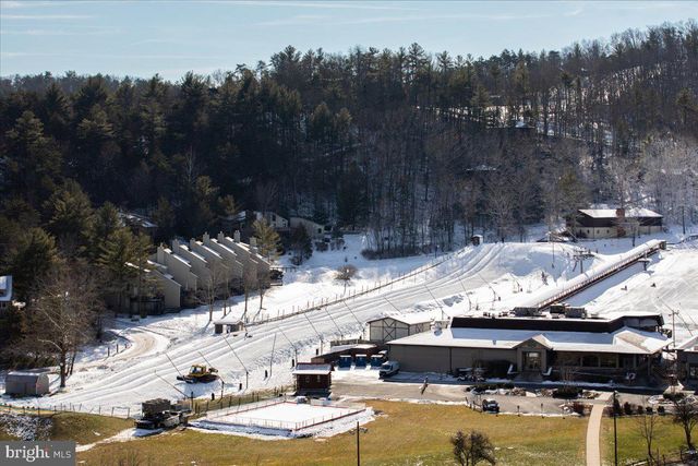 875 HUNTER LN, Edinburg, VA 22824