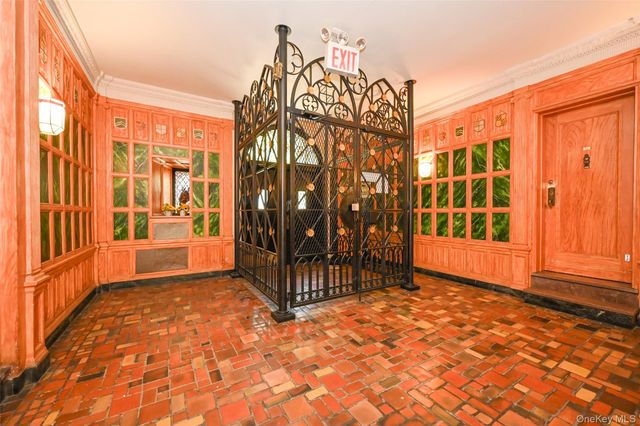 77-16 Austin Street 5L, Forest Hills, NY 11375