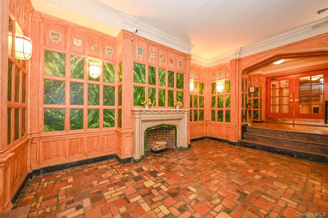 77-16 Austin Street 5L, Forest Hills, NY 11375