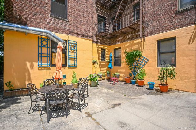 77-16 Austin Street 5L, Forest Hills, NY 11375