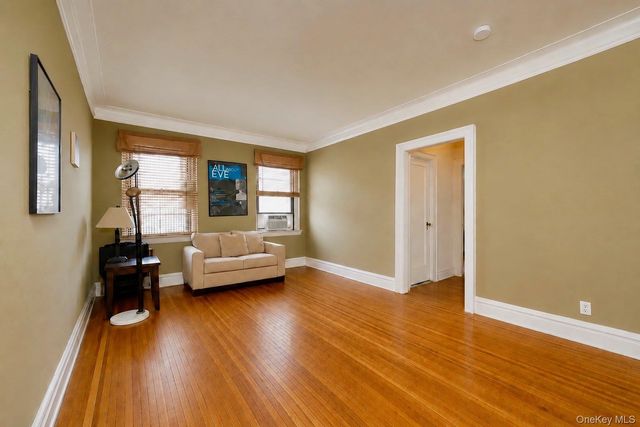 77-16 Austin Street 5L, Forest Hills, NY 11375