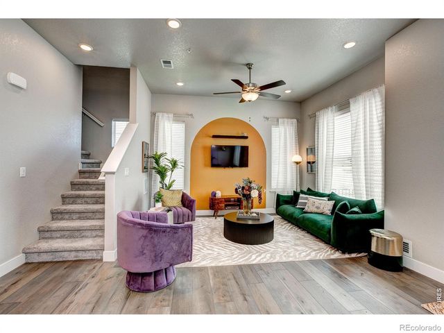 420 High Point Drive 103, Longmont, CO 80504