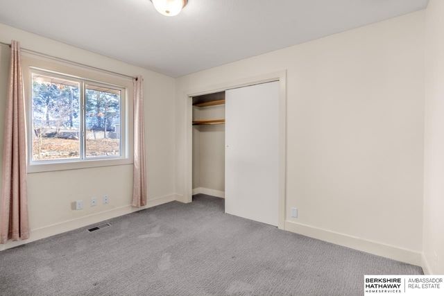 1216 Starview Lane, Lincoln, NE 68512