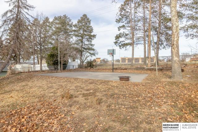 1216 Starview Lane, Lincoln, NE 68512