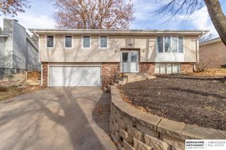 1216 Starview Lane, Lincoln, NE 68512