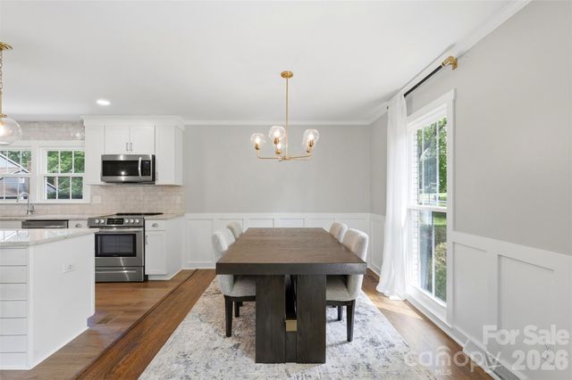 8115 Knollbrook Drive, Charlotte, NC 28270