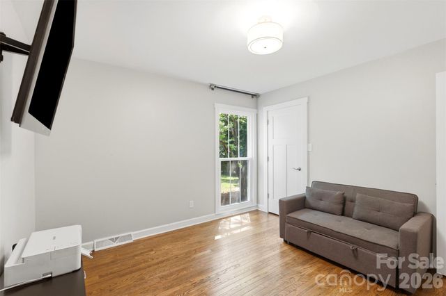 8115 Knollbrook Drive, Charlotte, NC 28270