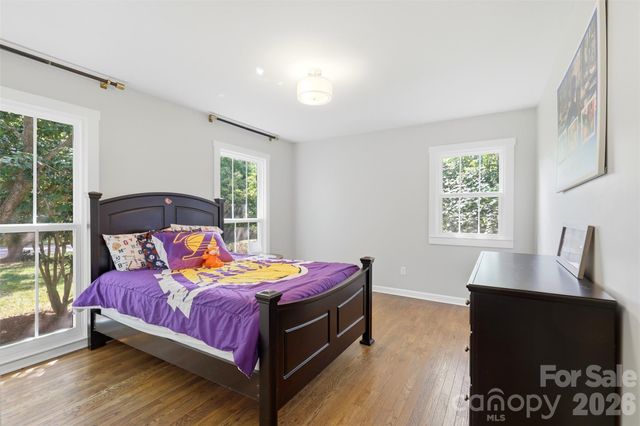 8115 Knollbrook Drive, Charlotte, NC 28270