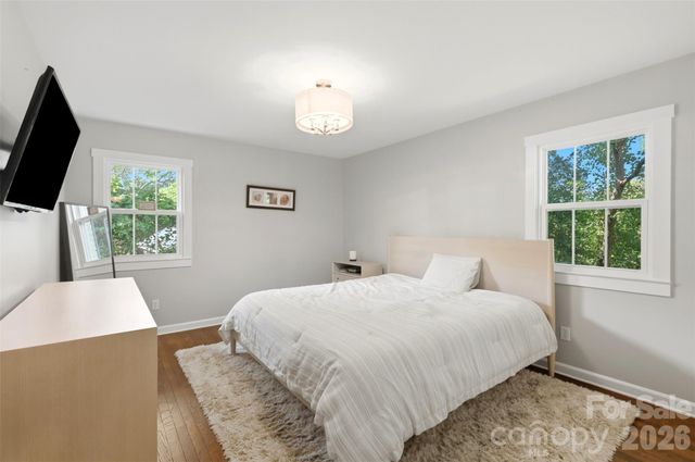 8115 Knollbrook Drive, Charlotte, NC 28270