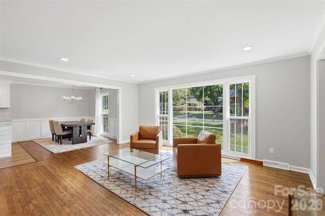 8115 Knollbrook Drive, Charlotte, NC 28270