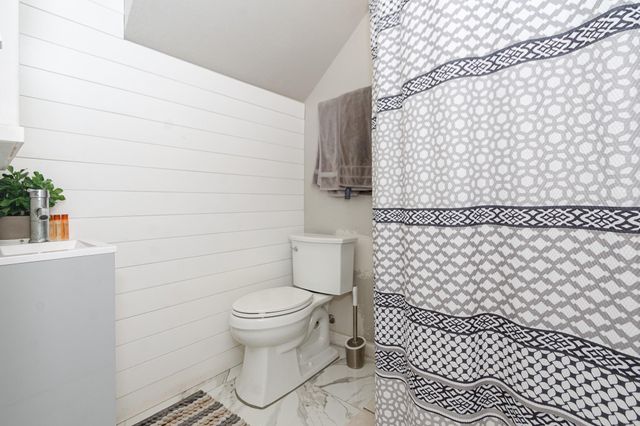 2715 Vienna Place, Pasadena, TX 77502