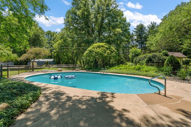 3476 W Small Court, La Porte, IN 46350