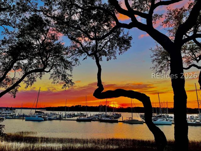 73 Skull Creek Drive 212, Hilton Head Island, SC 29926