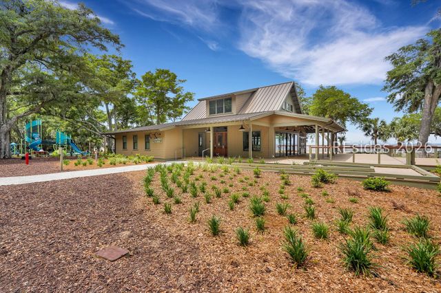 73 Skull Creek Drive 212, Hilton Head Island, SC 29926