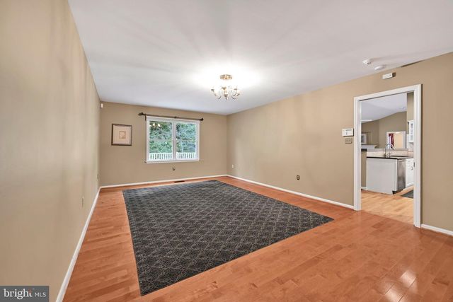 48 KINSEY HILL DR, Birdsboro, PA 19508