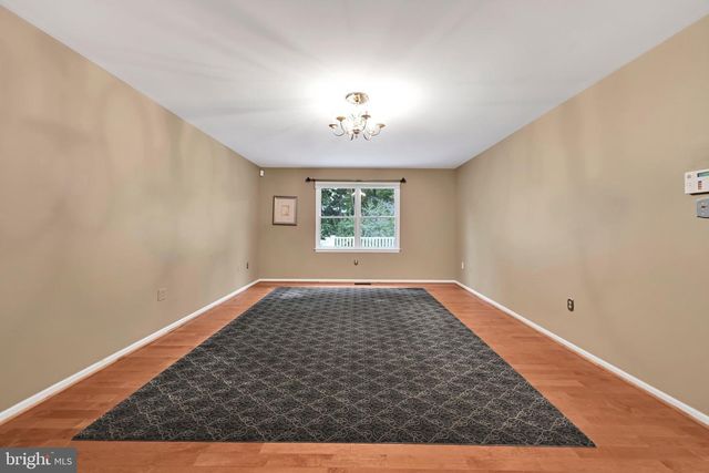 48 KINSEY HILL DR, Birdsboro, PA 19508