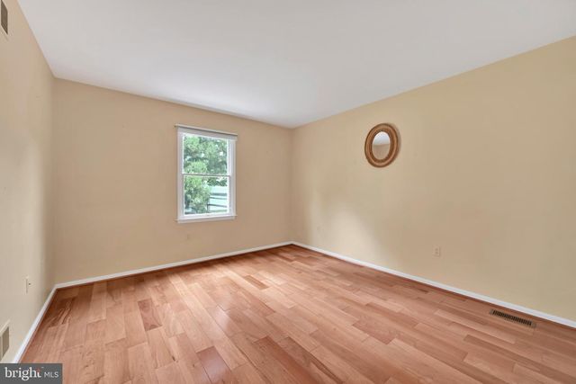 48 KINSEY HILL DR, Birdsboro, PA 19508
