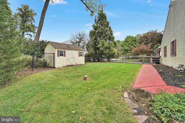 48 KINSEY HILL DR, Birdsboro, PA 19508
