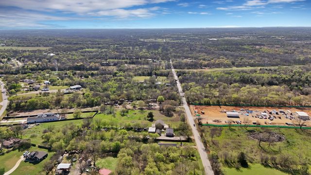 1471 W Broad Street, Mansfield, TX 76063