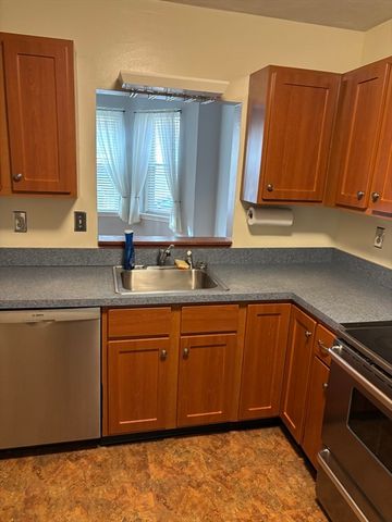 92 Gordon St 201, Boston, MA 02135