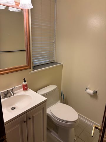 92 Gordon St 201, Boston, MA 02135