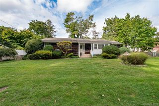 875 Townline Road, Hauppauge, NY 11788