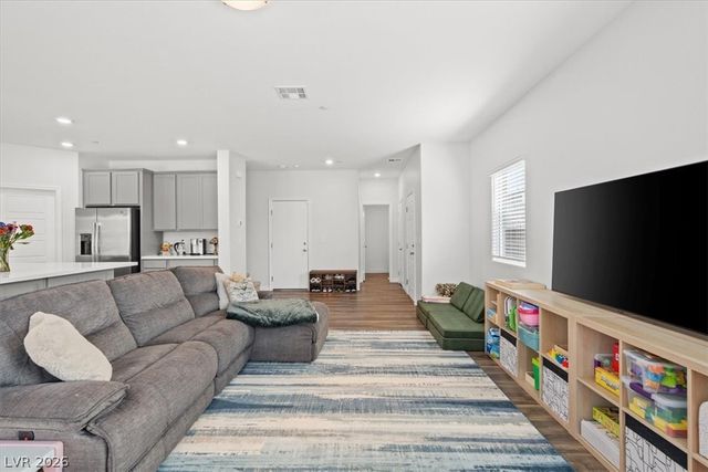 7013 Judith River Street, North Las Vegas, NV 89084