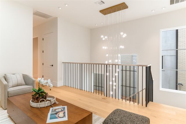 3608 N Fitzhugh Avenue, Dallas, TX 75204