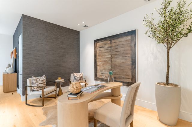 3608 N Fitzhugh Avenue, Dallas, TX 75204