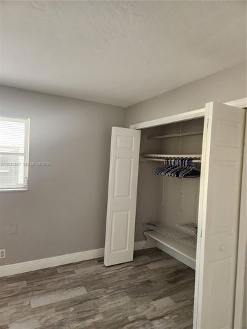 107 S 18th Ave S _, Lake Worth, FL 33460