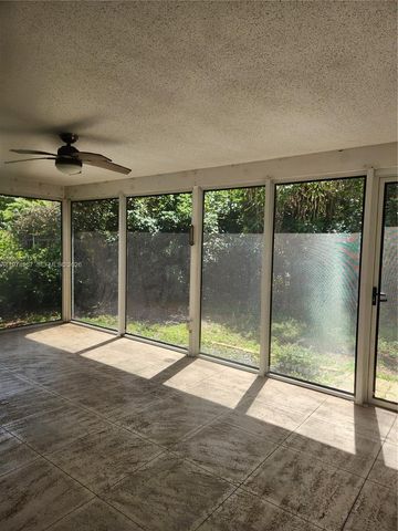 107 S 18th Ave S _, Lake Worth, FL 33460