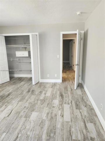 107 S 18th Ave S _, Lake Worth, FL 33460