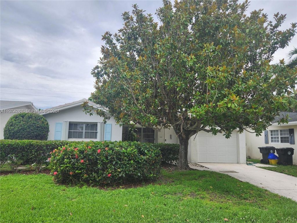 107 S 18th Ave S _, Lake Worth, FL 33460