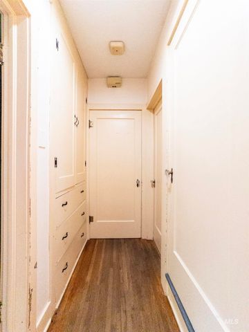 1922 Everett St, Caldwell, ID 83605