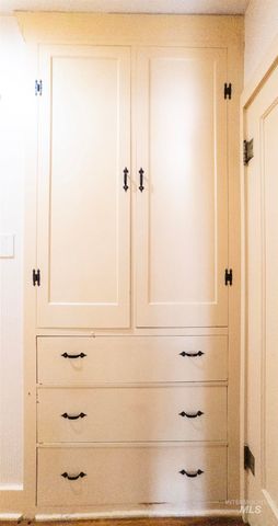 1922 Everett St, Caldwell, ID 83605